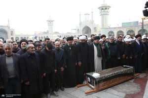 مراسم شییع و نماز