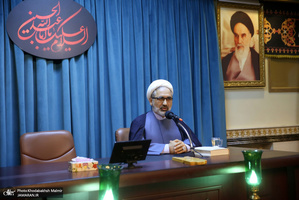 7T3A2892مراسم سالگرد مرحوم سید رحیم میریان در حسینیه شماره دو جماران