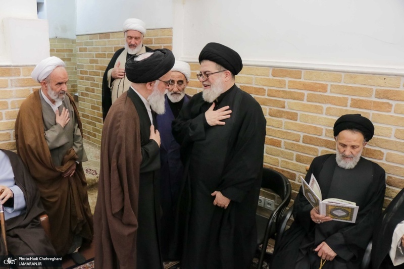 حضور آیت الله سید حسن خمینی در مراسم وداع با آیت الله العظمی شبری زنجانی (ره)