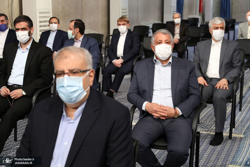 دیدار میهمانان کنفرانس وحدت اسلامى‌ و جمعی از مسئولان نظام با رهبر معظم انقلاب