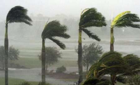 وزش باد در جزیره کیش شدت می یابد  بیش از 10 میلیمتر باران بارید