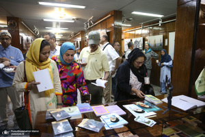 بازدید جمعی از گردشگران کشورهای  هند، پاکستان ، کانادا  مقیم در آمریکا