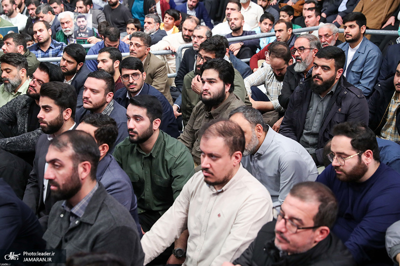 دیدار خانواده شهدای اقتدار با رهبر انقلاب در روز میلاد امیرالمومنین (ع)