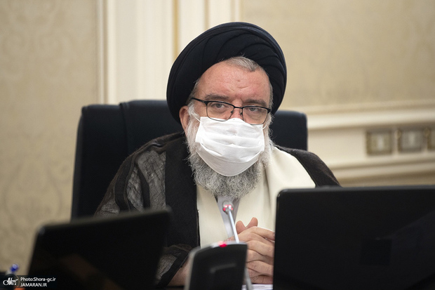 احمد خاتمی: انقلاب اسلامی به کسی باج نمی‌دهد؛ توی دهن زورگو می‌زند