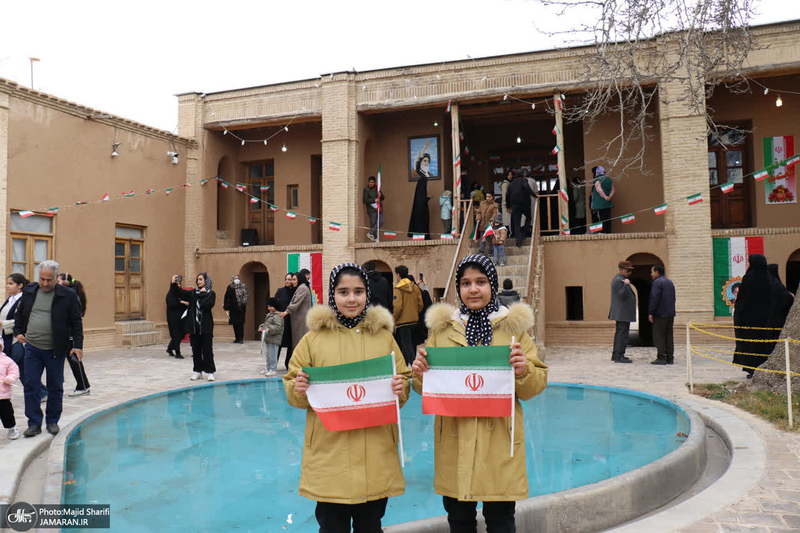 راهپیمایی 22 بهمن در خمین