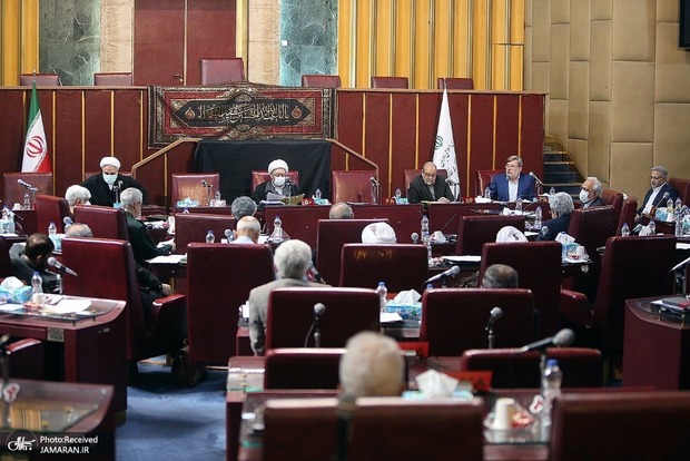 مجمع تشخیص همه دستگاه‌ها را ملزم به شفافیت کرد به جز خودش! اجرای قانون انتشار مشروح مذاکرات و آرا مجلس، هیات وزیران و قوه قضاییه از ماه آینده
