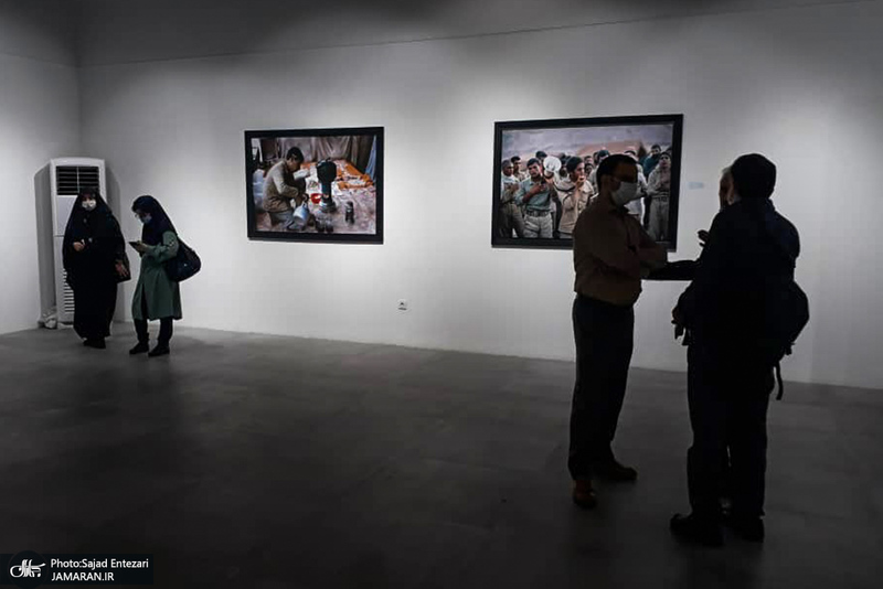 رونمایی از کتاب عکس«فرزندان روح الله» و افتتاح نمایشگاه «فرمانده من»