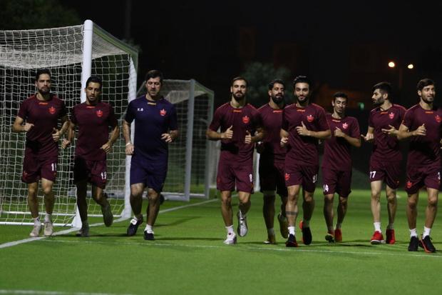 طرفداران الهلال راه شکست النصر را به پرسپولیس نشان دادند+ عکس