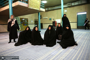 تجدید میثاق اقشار مختلف مردم با آرمان های حضرت امام(س) در حسینیه جماران