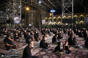 عزاداری شب شام غریبان حسینی(ع) در حرم مطهر امام خمینی (س)