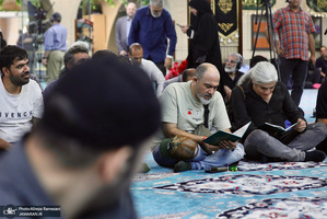 مراسم ختم مرحوم اکبر عبدی در مسجد بلال صدا و سیما