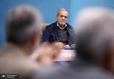 پزشکیان: ۱۷ هزار کشته تصادفات در سال مثل این است که هر روز یک هواپیمای مسافربری سقوط کند! + فیلم