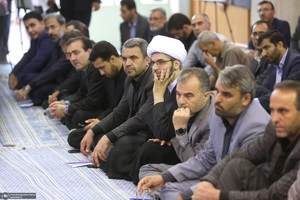 تجدید عهد با آرمان‌های امام خمینی(ره) و بزرگداشت شهدای خدمت در حسینیه جماران