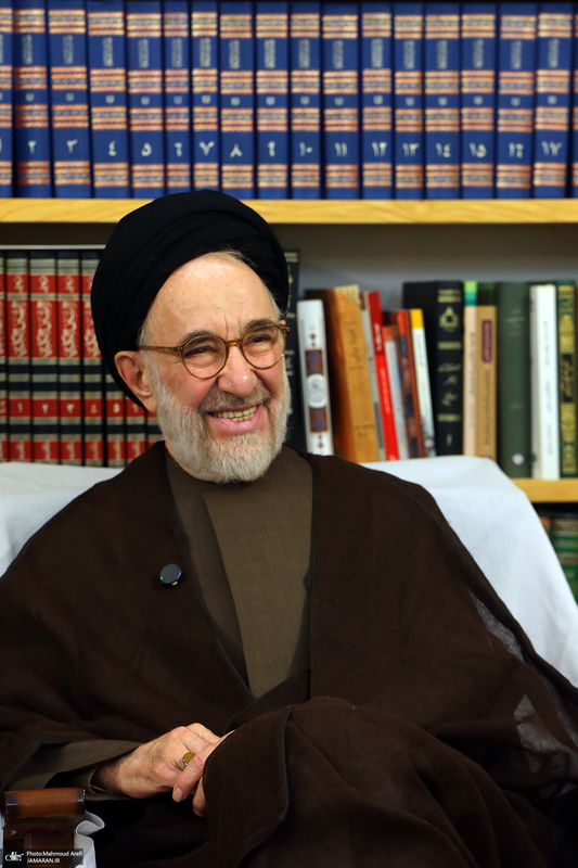 بازدید سید محمد خاتمی از باغ دولت آباد یزد