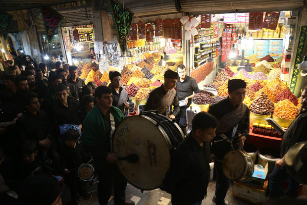 عزاداری‌های بازار اردبیل در ایستگاه پایانی ؛ آمادگی مردم برای تاسوعا