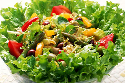 سالاد را قبل از غذا بخوریم یا بعد از غذا؟