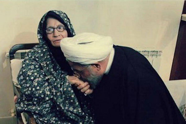 مادر رییس جمهور درگذشت/ مراسم تشییع و ختم اعلام شد