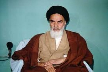 Imam Khomeini emphasized purification for knowledge-bearer