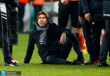 شیوه عجیب اعتراض گزینه سرمربی‌گری استقلال به داوری!+عکس