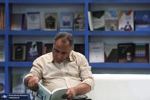 غرفه موسسه تنظیم و نشر آثار امام خمینی (ره) در سی و ششمین نمایشگاه کتاب تهران-4