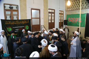 دیدار جمعی از ائمه جماعات استان قم با سید علی خمینی