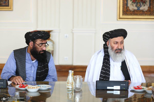 دیدار معاون اقتصادی نخست وزیر حکومت موقت افغانستان با وزیر امور خارجه