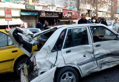 سانحه رانندگی در زنجان به مرگ راننده منجر شد