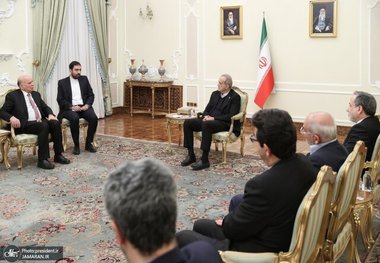 پزشکیان در دیدار وزیر خارجه عراق: رخدادهای تلخ اخیر در کشورمان پروژه مشترک آمریکا و رژیم صهیونیستی بود/ اگر ما امت اسلامی در کنار هم و با هم باشیم هیچ قدرتی توان تهدید ما را نخواهد داشت