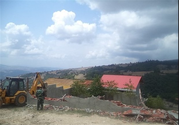 50 مورد ساخت وساز غیرمجاز در اراضی لرستان تخریب شد