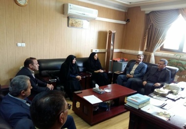 تفکرات سیاسی نباید در رتق و فتق امور مراجعه‌کنندگان دخیل باشند