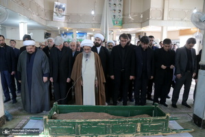 مراسم تشییع و خاکسپاری همشیره مرحوم آیت الله شهاب الدین اشراقی