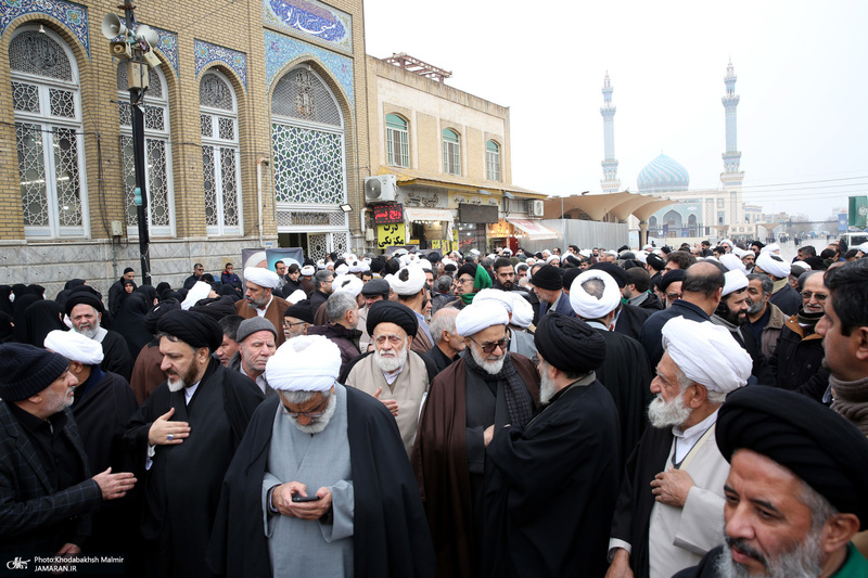 مراسم شییع و نماز