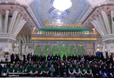 تجدید میثاق جمعی از دانش آموزان دختر استثنایی کشور با آرمان حضرت امام(س)