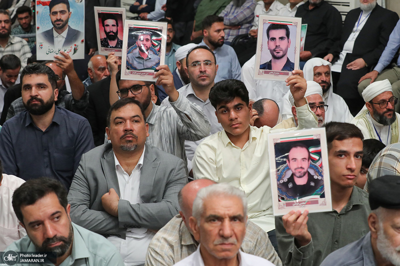 مراسم گرامیداشت عید میلاد پیامبر اکرم (ص) و امام صادق (ع) در حسینیه امام خمینی (ره)