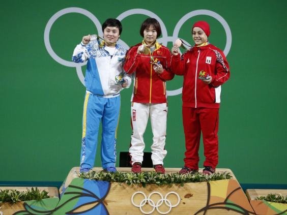 وزنه‌بردار مدال آور مصری: حجاب مانع رسیدن به اهدافم نشد