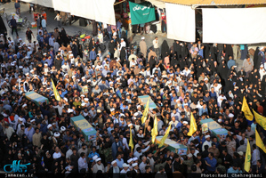 مراسم تشییع 5 شهید مدافع حرم حضرت زینب(س) در قم‎