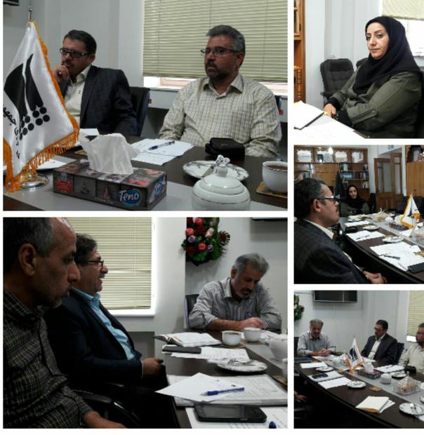 میزگرد خرید کالای ایرانی در آستانه بازگشایی مدارس در خبرگزاری ایرنا سمنان برگزار شد