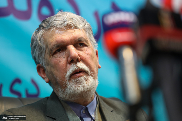 وزیر فرهنگ: فتوای رهبر انقلاب در تحریم سلاح هسته‌ای، فتوای یک فقیه در فروعات نیست، بلکه  مبتنی بر اصول مبنا و لایتغیر دینی است