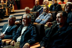 کنگره بزرگداشت شهدای سنگرسازان بی سنگر استان تهران در حرم امام خمینی (س)