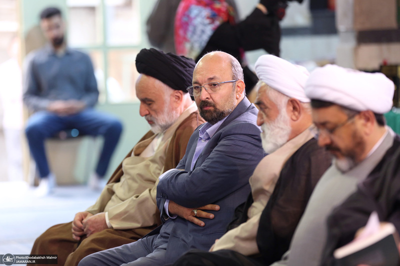 دیدار اعضای جبهه فرهنگی نقلاب اسلامی با سید حسن خمینی