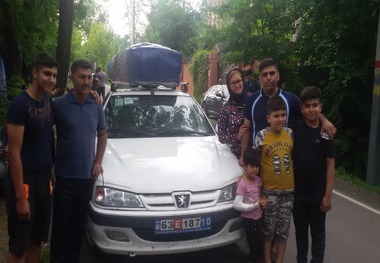 هواداری که همراه خانواده از اندیمشک با پرشیا به روسیه رفت + عکس و فیلم