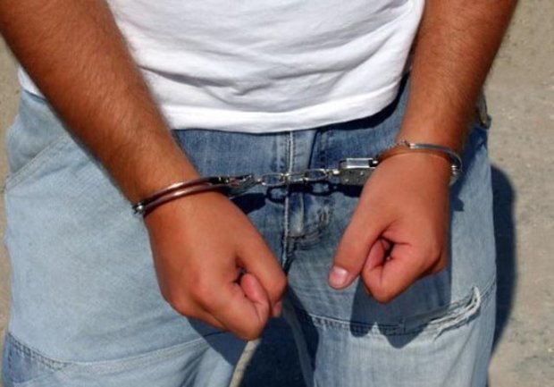 دستگیری چهار جوان تیرانداز در آبادان