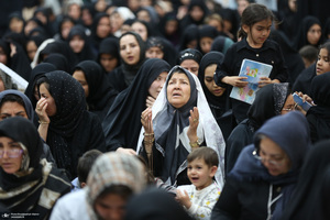 مراسم شب بیست و یکم ماه رمضان در حرم حضرت امام خمینی (س)