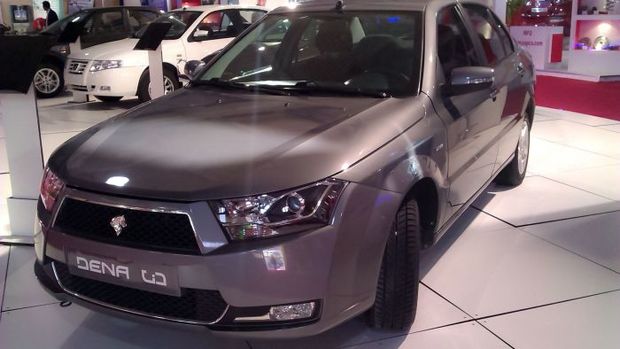 مقایسه مشخصات فنی خودروی دنا با پژو پارس+تصاویر
