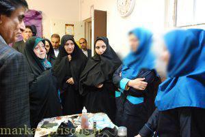 بازدید معاون رئیس جمهور از زندان اراک و دیدار با زنان + تصاویر