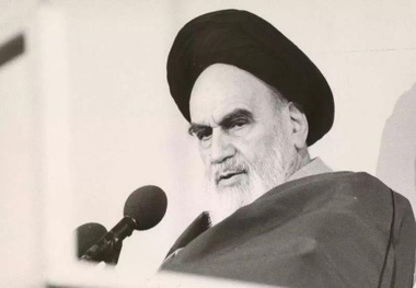 Imam Khomeini stressed preservation and strengthening of Islamic Republic