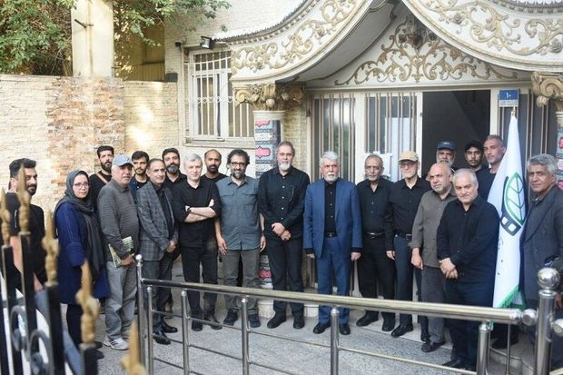 وزیر فرهنگ: روایت هنری وداع با رهبر شهید جلوه‌ای از «بعثت هنرمندان» است/ مستندسازی در بیش از 150شهر و روستا