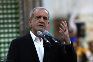 تجدید میثاق رئیس‌جمهور و اعضای دولت با آرمان‌های حضرت امام خمینی (س) - 2