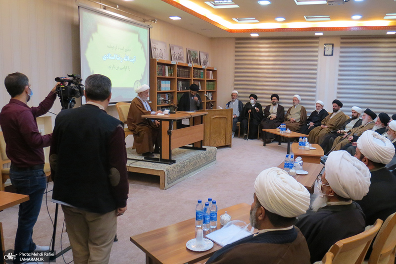 مراسم بزرگداشت چهل و چهارمین سالگرد بازگشت امام خمینی (س) به قم