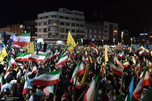 هفتادمین اجتماع پر شور مردم در میدان انقلاب